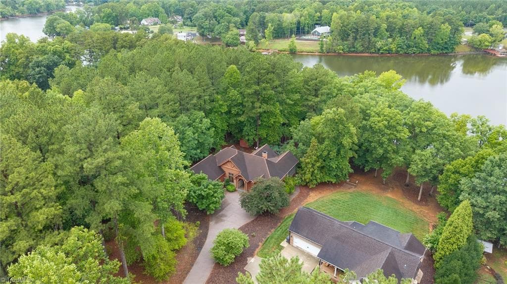 Stick/Site Built at 621 Crystal Bay Drive, Denton NC 27239, Denton, photo 4 of 49