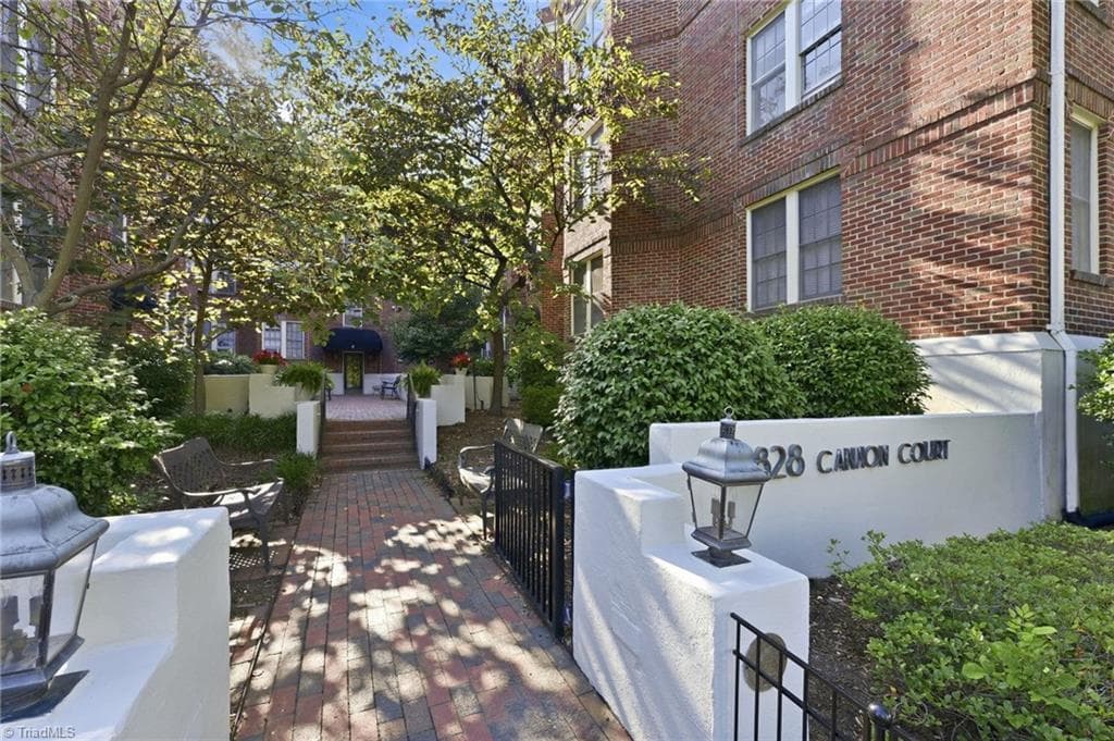 828 Elm Street # C4, Greensboro NC 27401