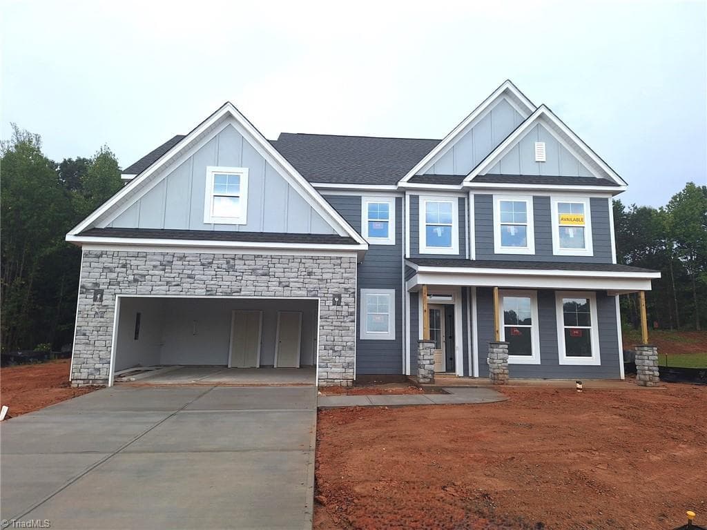 638 Sunny Stream Way, Kernersville NC 27284