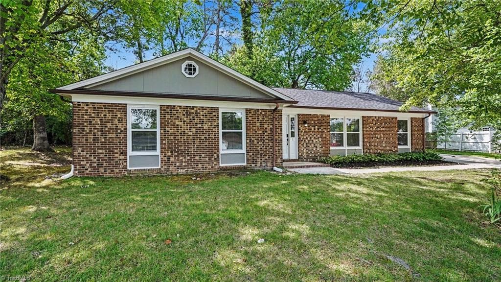 1 Judkins Court, Greensboro NC 27407