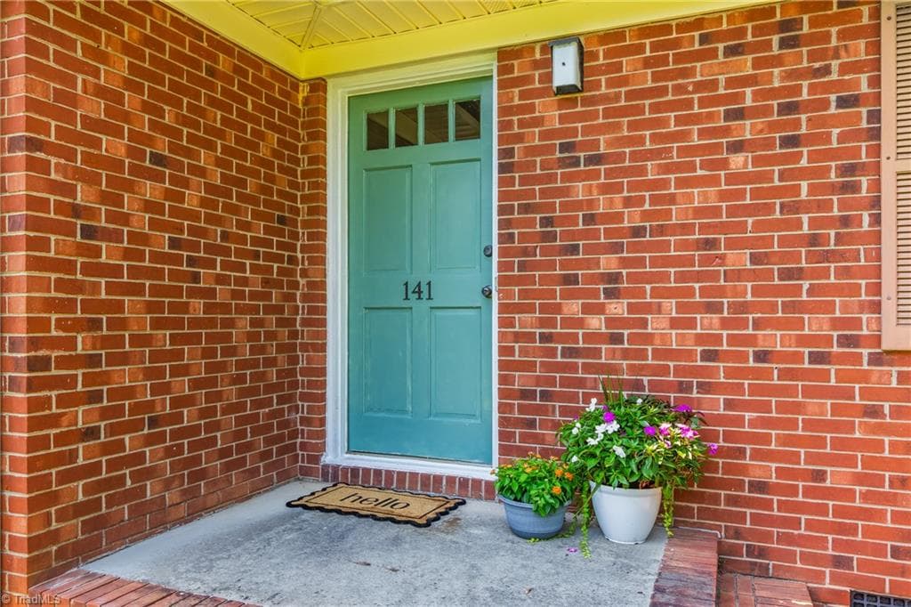 Stick/Site Built at 141 Pinelawn Drive, Kernersville NC 27284, photo 29 of 35