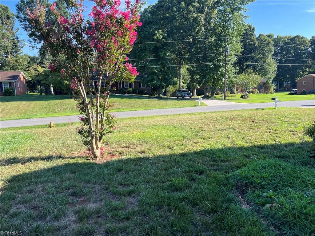 Stick/Site Built at 1041 Canyon Drive, Rural Hall NC 27045, photo 6 of 38