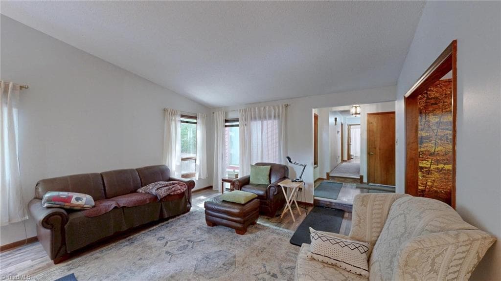 Stick/Site Built at 689 Barker Road, Winston-Salem NC 27107, Winston-Salem, photo 11 of 41