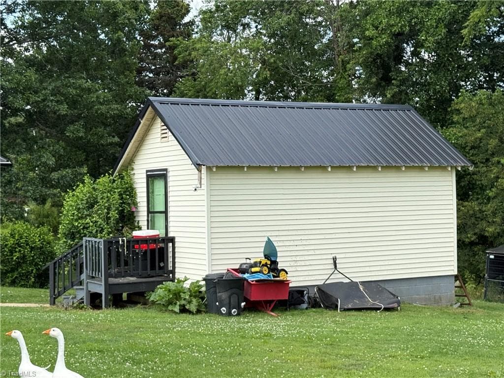 Stick/Site Built at 808 Piney Creek School Road, Piney Creek NC 28663, photo 27 of 29
