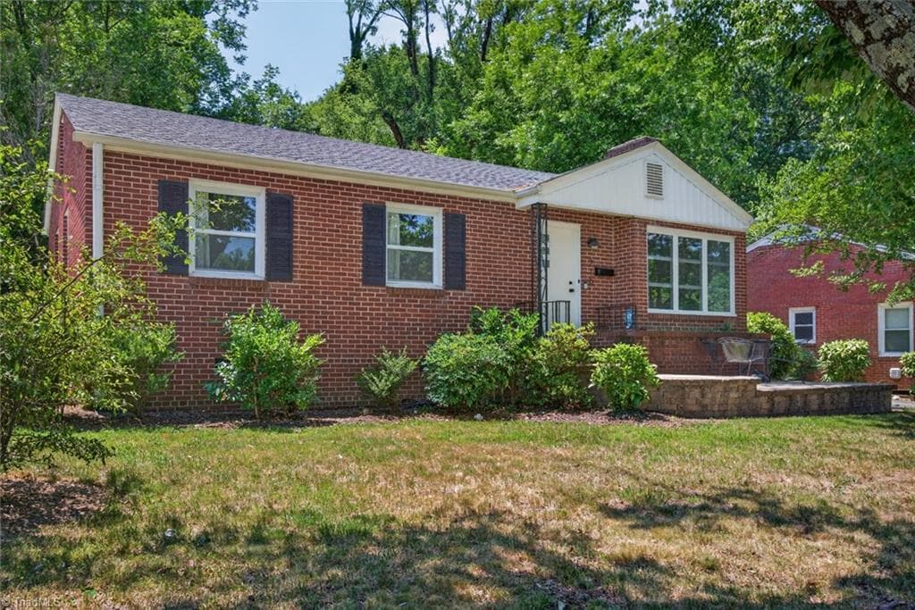 Stick/Site Built at 215 S Lindell Road, Greensboro NC 27403, photo 5 of 32