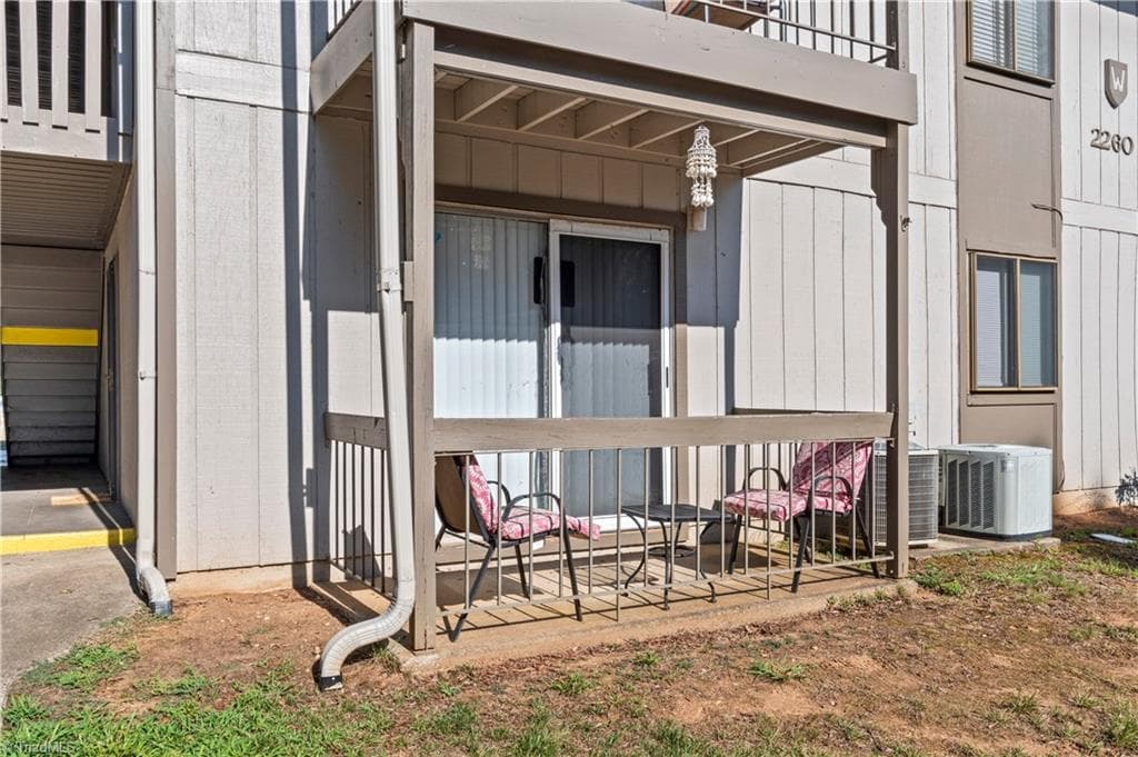 Stick/Site Built at 2260 Sunderland Road # 74W, Winston-Salem NC 27103, Winston-Salem, photo 25 of 26