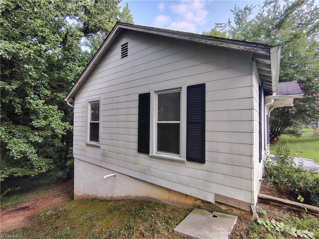 Stick/Site Built at 1001 Lane Street, Reidsville NC 27320, Reidsville, photo 51 of 64