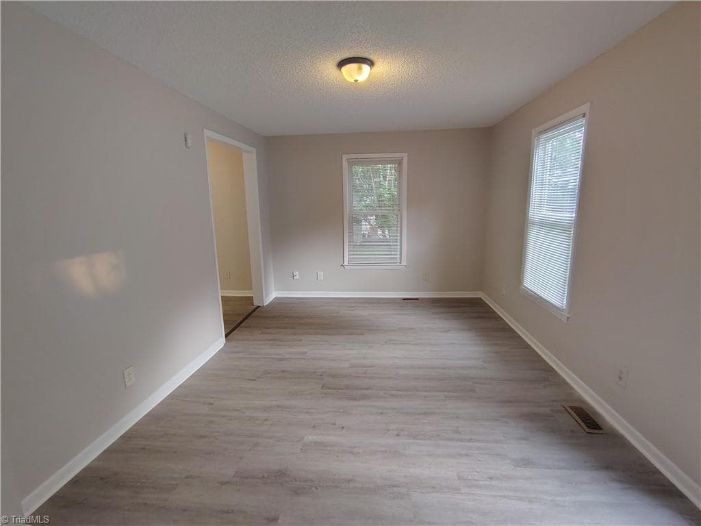 Stick/Site Built at 1001 Lane Street, Reidsville NC 27320, Reidsville, photo 5 of 64