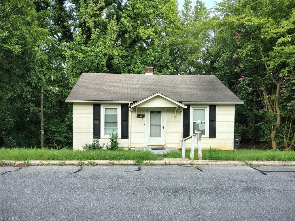 1001 Lane Street, Reidsville NC 27320