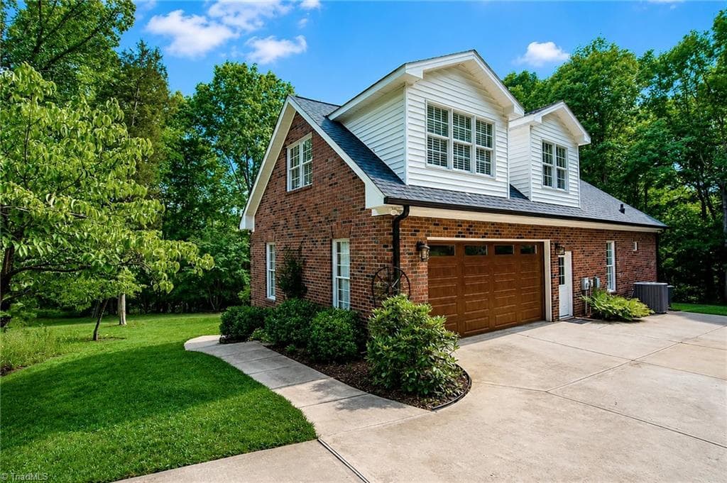 Stick/Site Built at 265 Westminster Court, Asheboro NC 27205, photo 2 of 38
