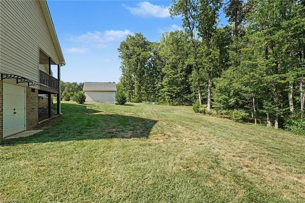 Stick/Site Built at 8430 Rumbley Road, Summerfield NC 27358, photo 30 of 44
