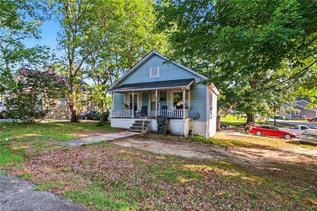 Stick/Site Built at 1005 Ava Street, Burlington NC 27215, Burlington, photo 2 of 12