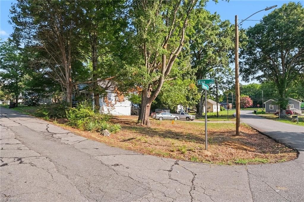 Stick/Site Built at 1005 Ava Street, Burlington NC 27215, photo 5 of 12