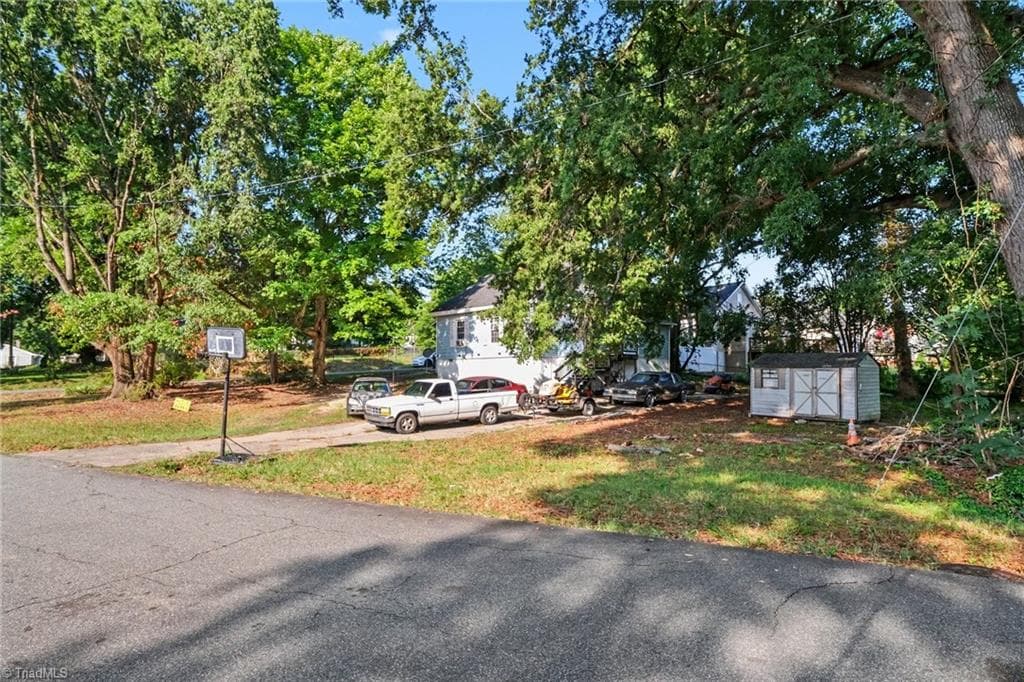 Stick/Site Built at 1005 Ava Street, Burlington NC 27215, photo 8 of 12