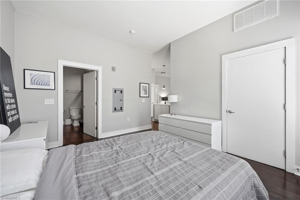 Stick/Site Built at 810 W 4th Street # 404, Winston-Salem NC 27101, Winston-Salem, photo 15 of 21