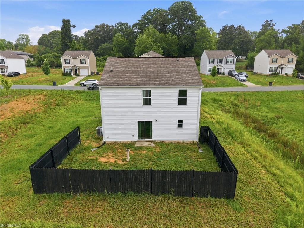 Stick/Site Built at 744 Oak Bend Drive, Asheboro NC 27203, photo 7 of 15