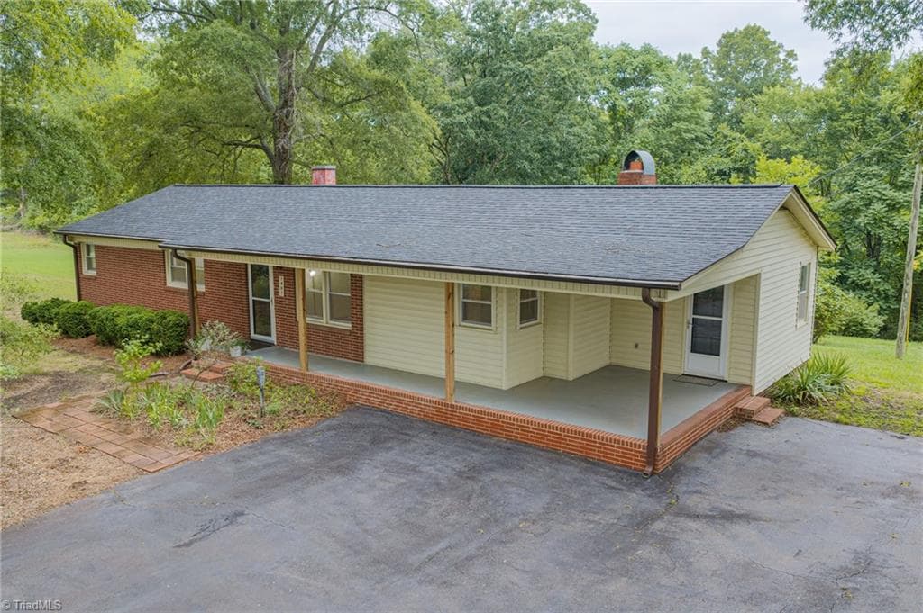 Stick/Site Built at 1401 Walnut Street, Reidsville NC 27320