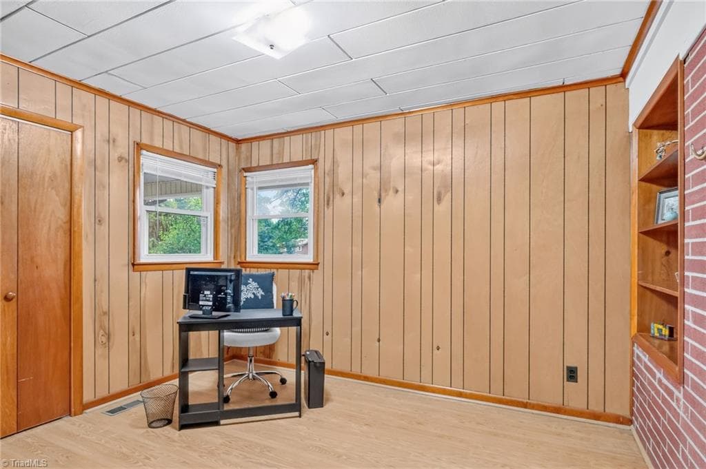 Stick/Site Built at 1401 Walnut Street, Reidsville NC 27320, photo 21 of 29