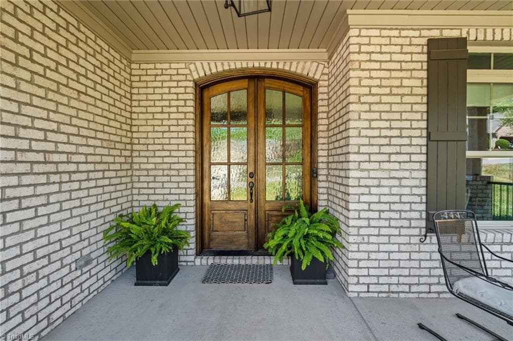 Stick/Site Built at 2261 Cambridge Oaks Drive, High Point NC 27262, photo 5 of 50