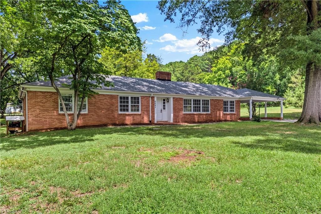 Stick/Site Built at 6645 Springfield Drive, Clemmons NC 27012, photo 33 of 36