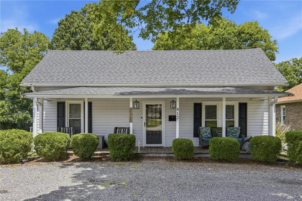 812 S Salisbury Street, Mocksville NC 27028