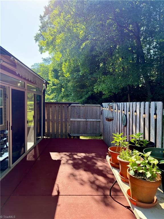 Stick/Site Built at 148 Wyndham Court, High Point NC 27265, photo 24 of 28