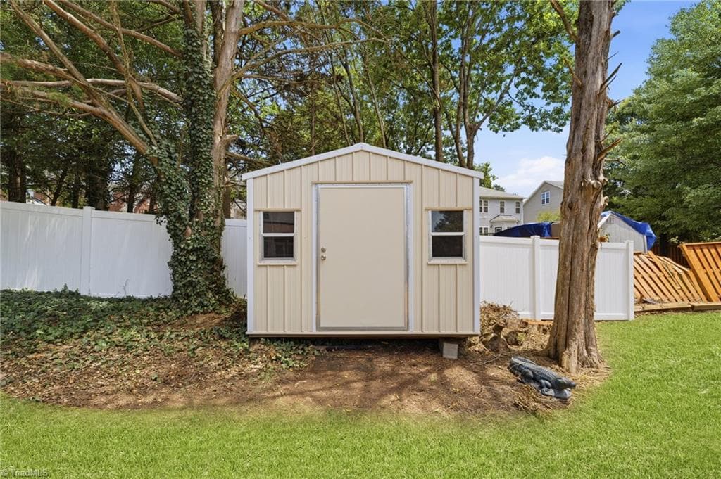 Stick/Site Built at 4380 Peaceford Glen Drive, High Point NC 27265, photo 41 of 50