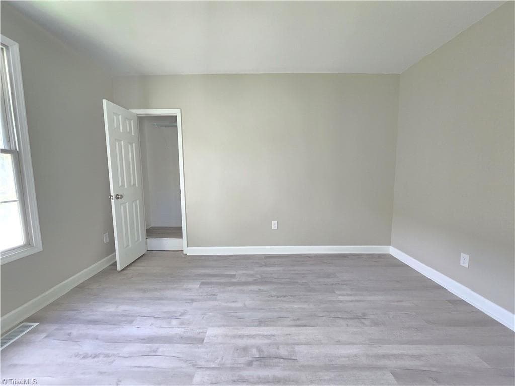 Stick/Site Built at 621 Mulberry Street, Winston-Salem NC 27101, Winston-Salem, photo 10 of 22