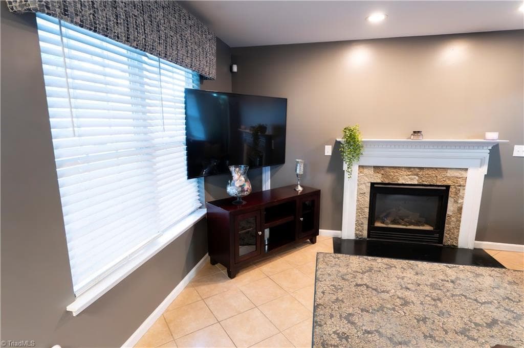 Stick/Site Built at 145 Magnolia View Court, Winston-Salem NC 27107, photo 8 of 41