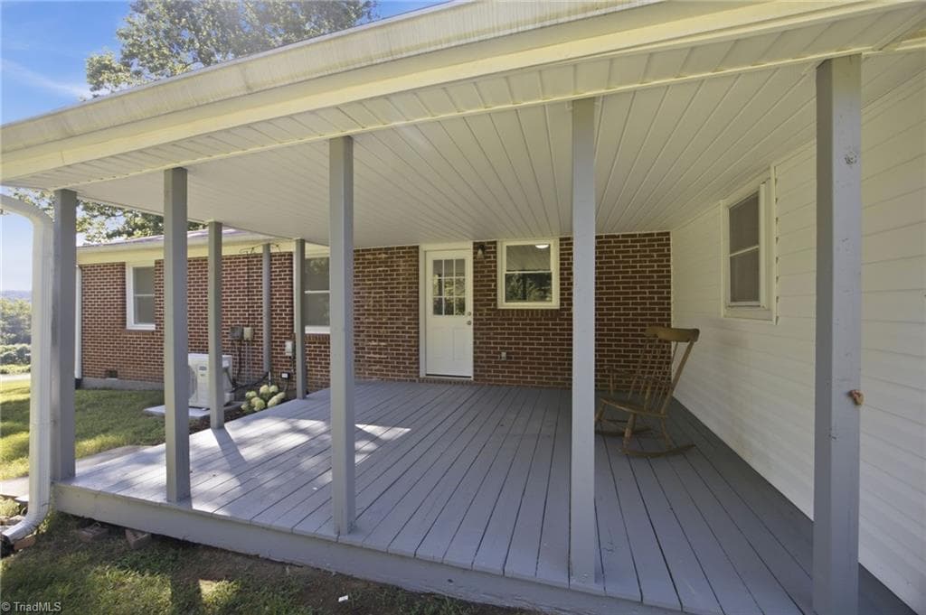 Stick/Site Built at 3123 Castle Avenue, Hickory NC 28601, Hickory, photo 26 of 34