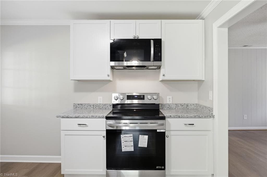 Stick/Site Built at 3123 Castle Avenue, Hickory NC 28601, Hickory, photo 11 of 34