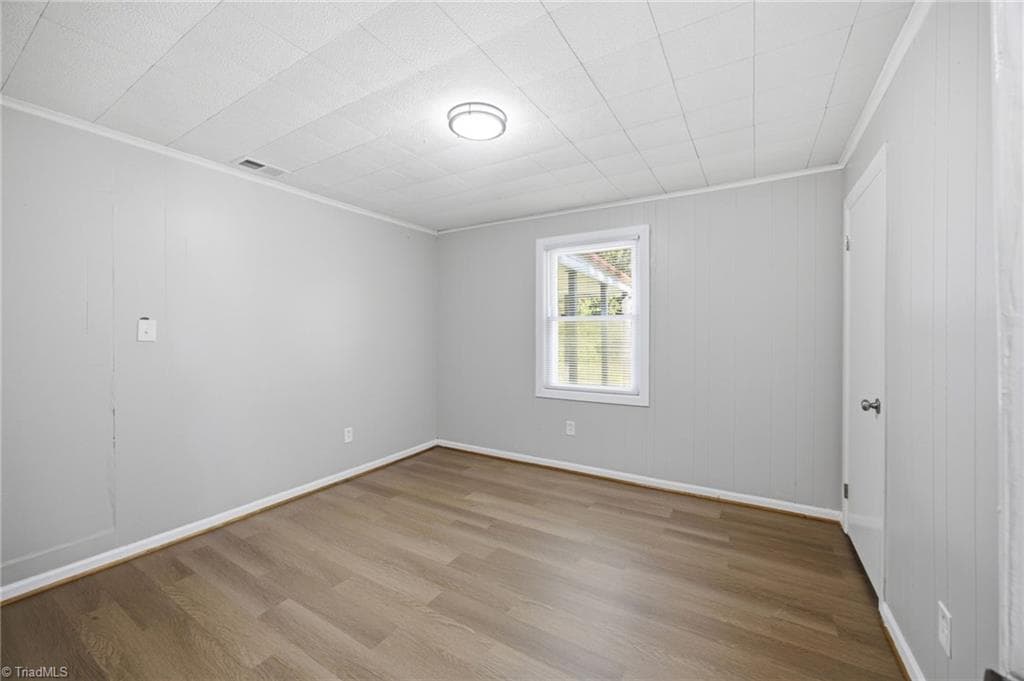 Stick/Site Built at 3123 Castle Avenue, Hickory NC 28601, Hickory, photo 19 of 34
