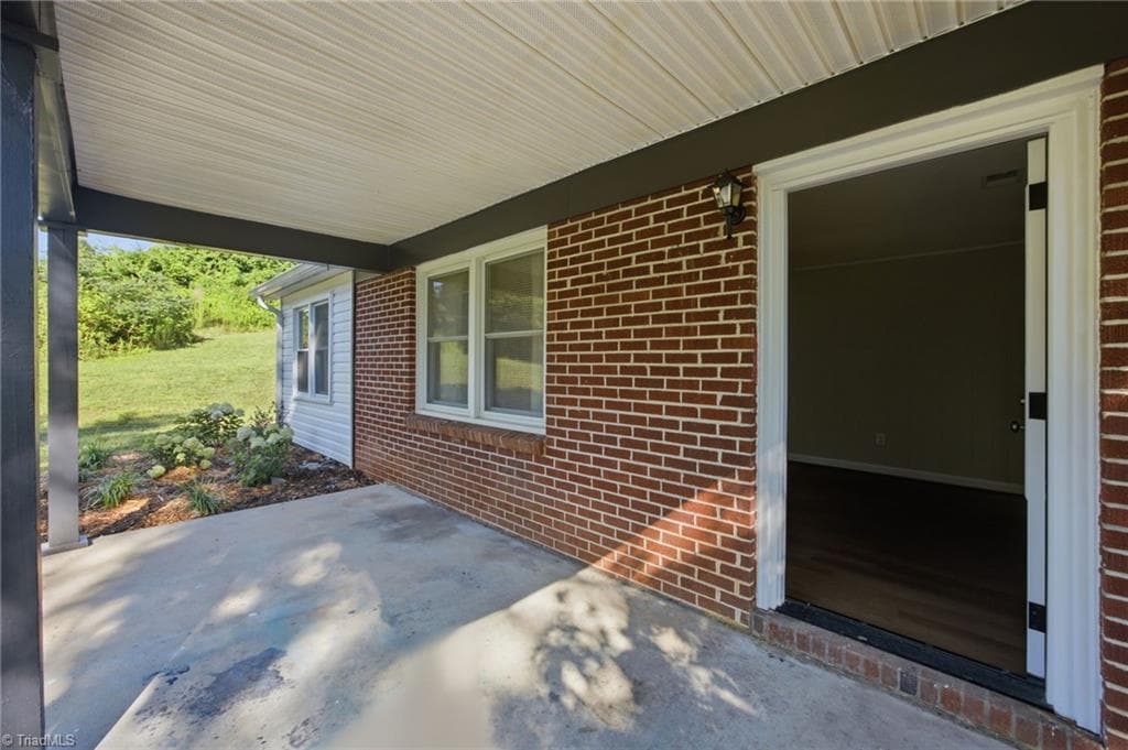 Stick/Site Built at 3123 Castle Avenue, Hickory NC 28601, Hickory, photo 25 of 34