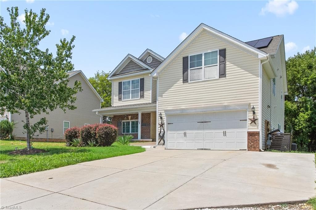 2026 Heron Pointe Drive, Whitsett NC 27377