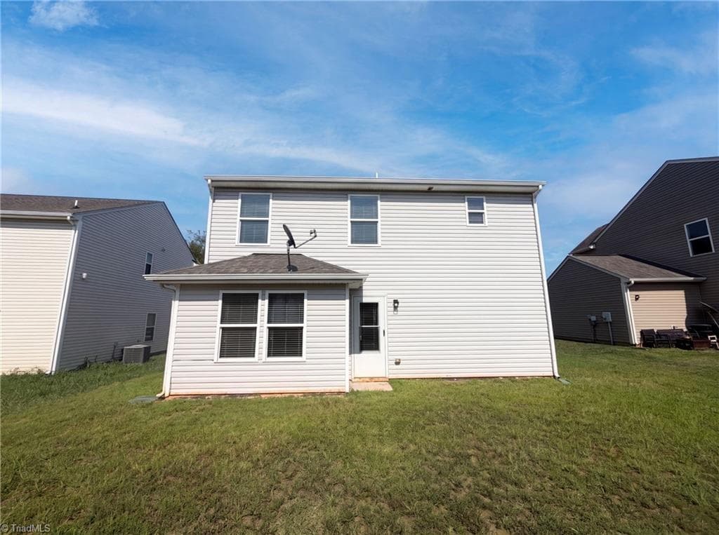 Stick/Site Built at 5138 Red Poll Drive, Greensboro NC 27405, photo 5 of 23
