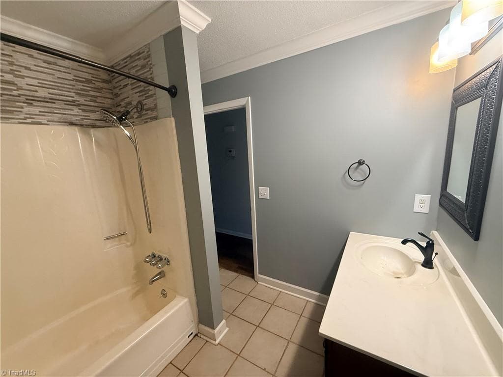 Stick/Site Built at 471 Raven Ridge Drive, Kernersville NC 27284, photo 15 of 18