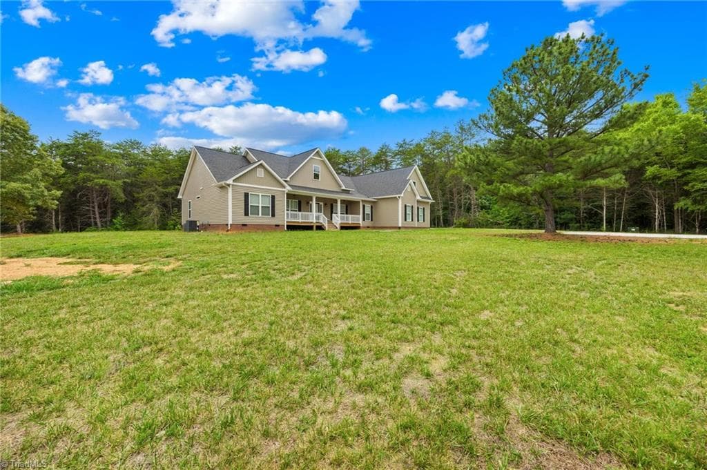 Stick/Site Built at 4669 Grooms Road, Reidsville NC 27320, Reidsville, photo 7 of 96