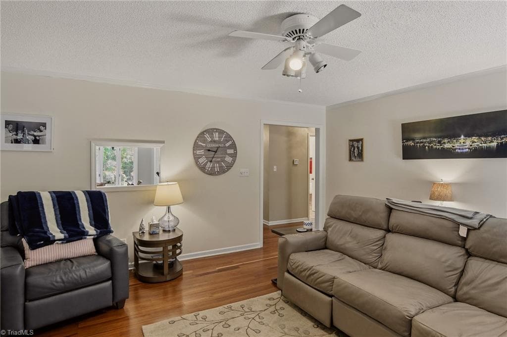 Stick/Site Built at 228 Barrington Place, Winston-Salem NC 27104, Winston-Salem, photo 10 of 31