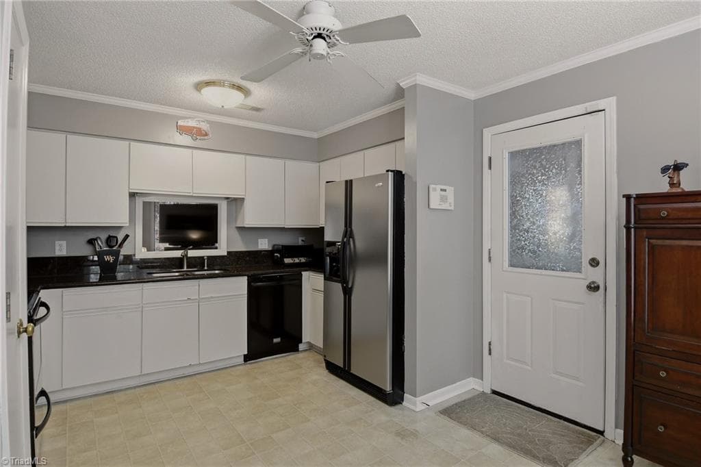 Stick/Site Built at 228 Barrington Place, Winston-Salem NC 27104, Winston-Salem, photo 14 of 31