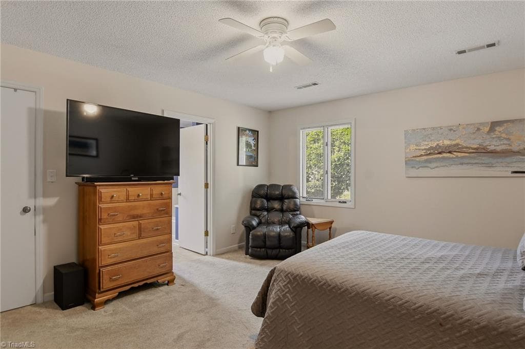 Stick/Site Built at 228 Barrington Place, Winston-Salem NC 27104, Winston-Salem, photo 18 of 31