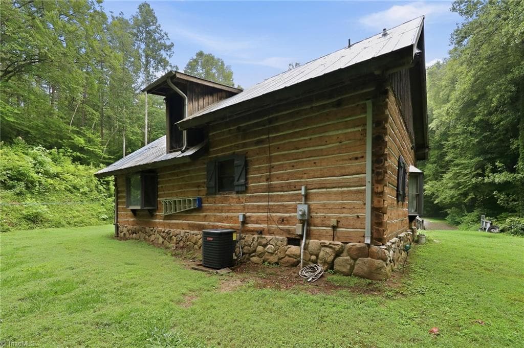 Stick/Site Built at 3439 NC Highway 89 E, Walnut Cove NC 27052, Walnut Cove, photo 31 of 35
