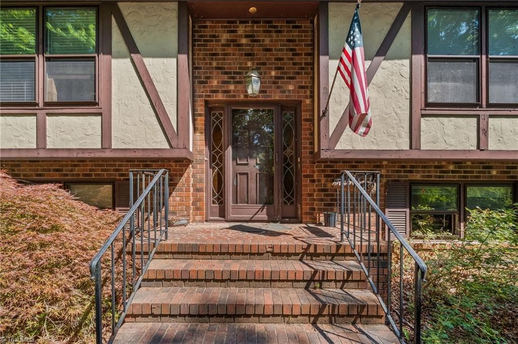 601 Burning Bush Drive, Pleasant Garden NC 27313