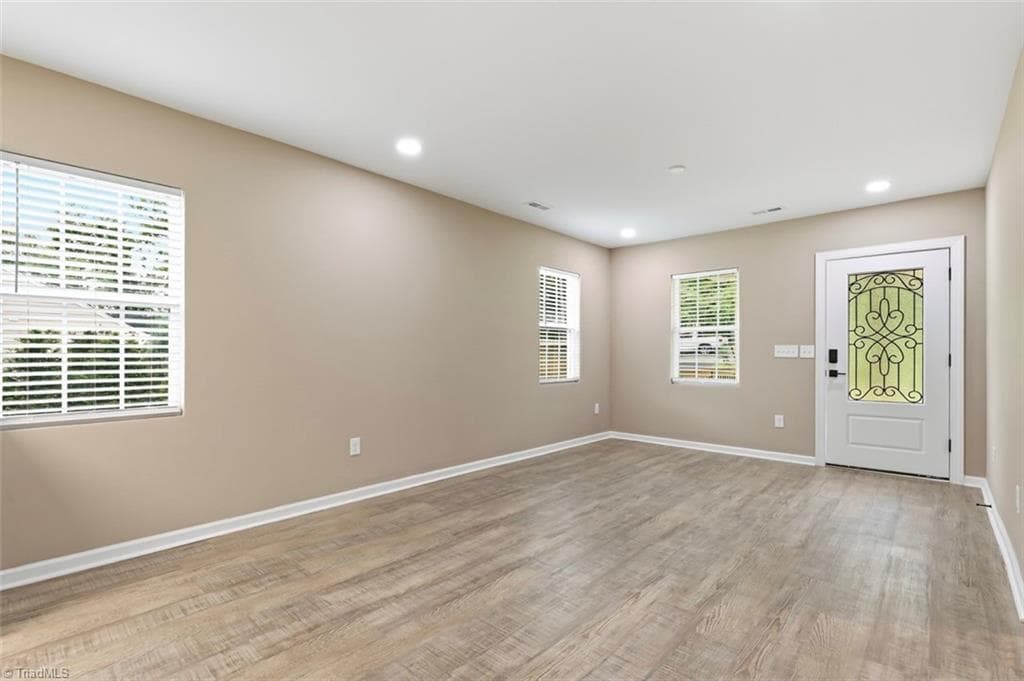 Stick/Site Built at 343 Westgate Court, Lexington NC 27295, photo 6 of 30