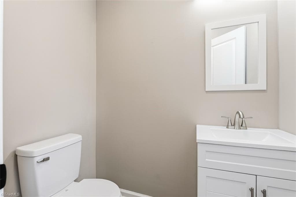 Stick/Site Built at 343 Westgate Court, Lexington NC 27295, photo 17 of 30