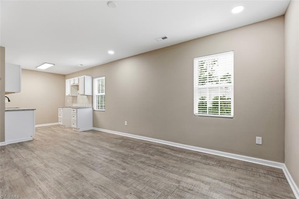 Stick/Site Built at 343 Westgate Court, Lexington NC 27295, photo 5 of 30