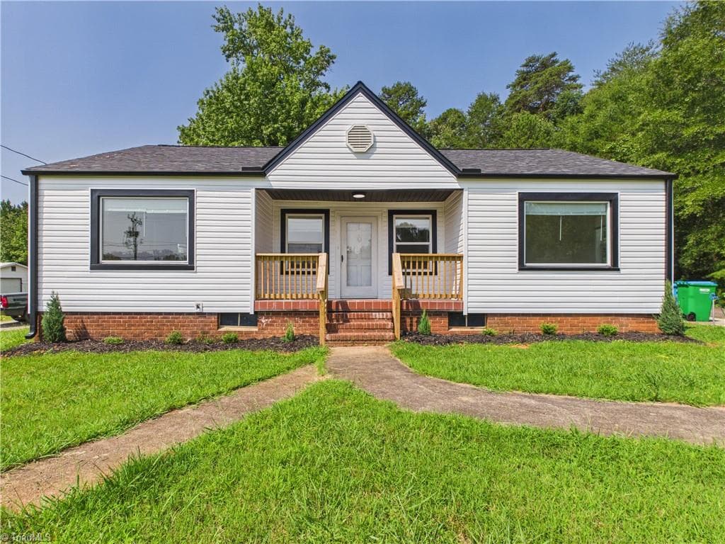 18492 Nc Highway 109, Denton NC 27239