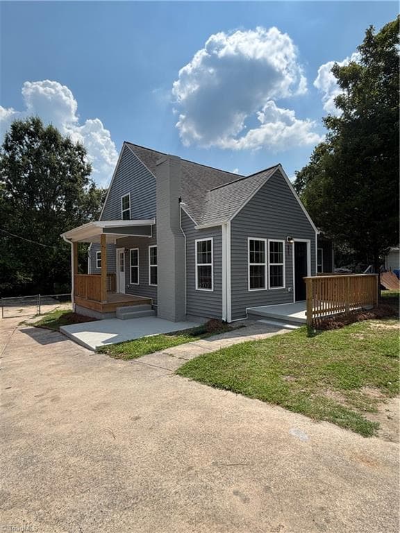 Stick/Site Built at 311 Culbreth Avenue, Thomasville NC 27360, photo 2 of 16
