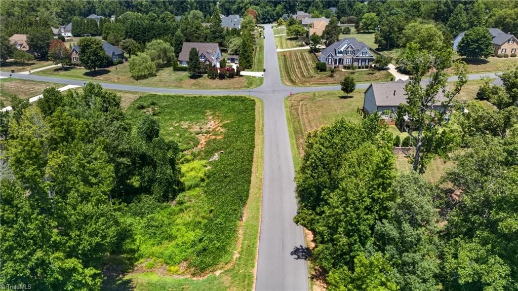 Single Family Residence at 8416 Cripplegate Trace, Browns Summit NC 27214, photo 9 of 14