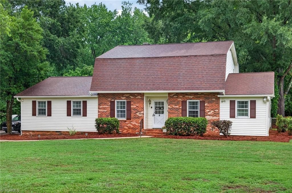 140 Raintree Road, Advance NC 27006