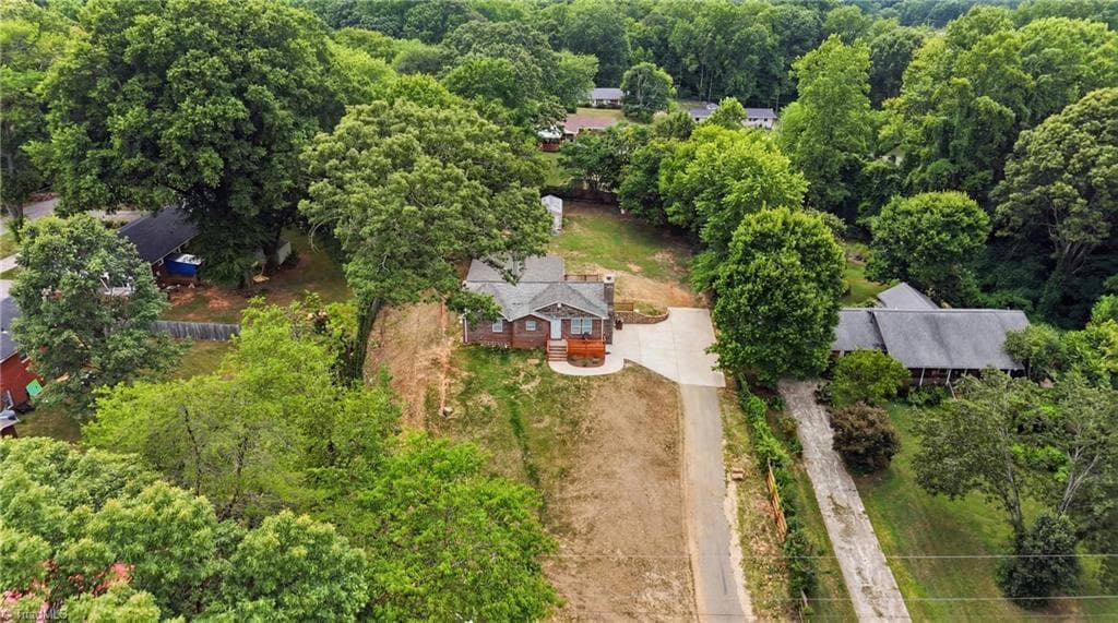 Stick/Site Built at 235 Quail Drive, Winston-Salem NC 27105, Winston-Salem, photo 31 of 36
